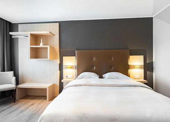 Re'ser Stuff Hotel Roeser