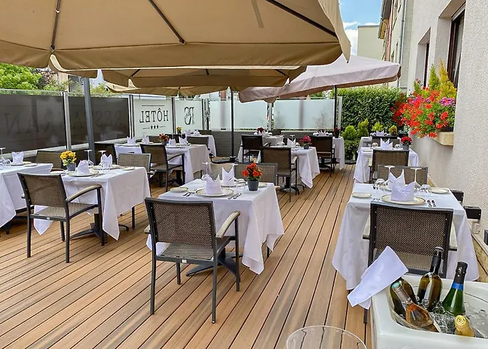 Hotel Re'ser Stuff Roeser