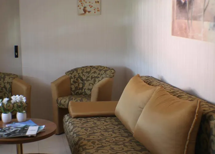 Re'ser Stuff Hotel 3*