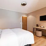 Re'ser Stuff Hotell 3*