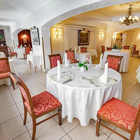 Hotel Re'ser Stuff 3*