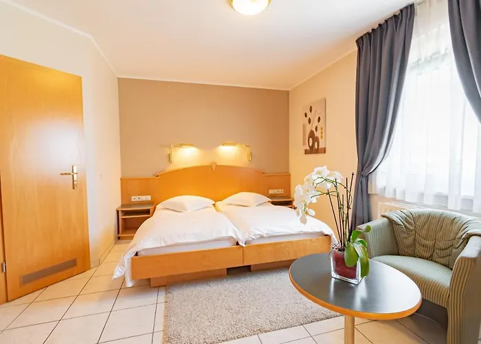 ホテル レセール スタッフ