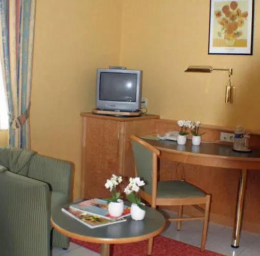 Re'ser Stuff 3* Roeser